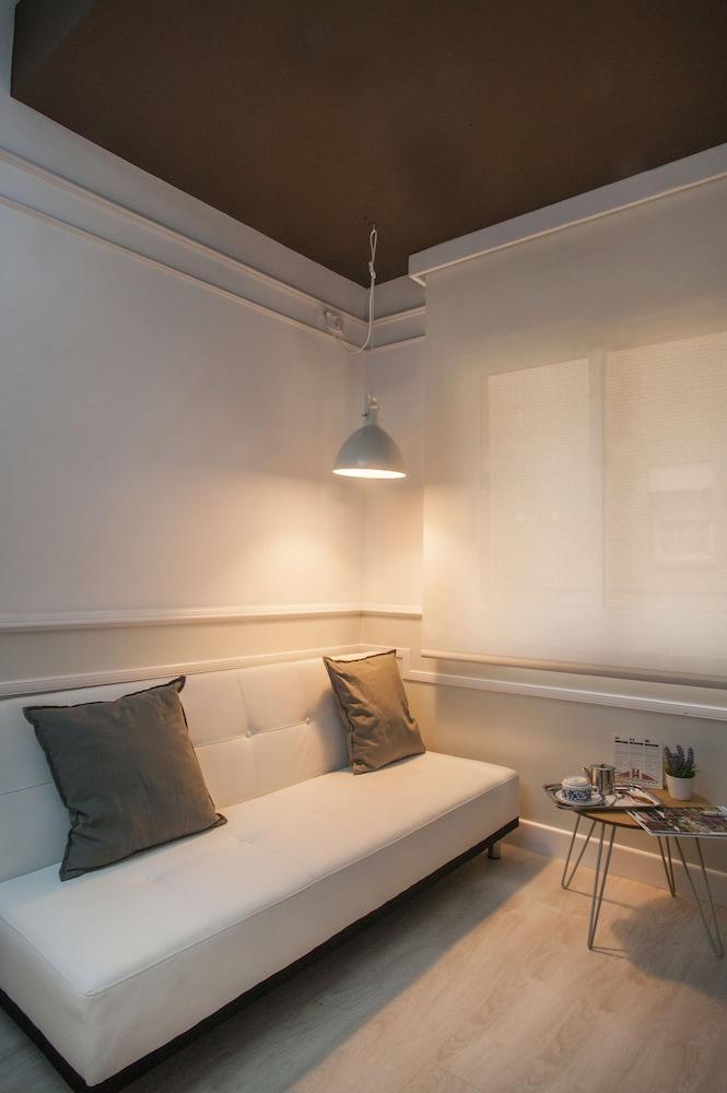 Hotel Ribes Roges Vilanova i la Geltru Ngoại thất bức ảnh