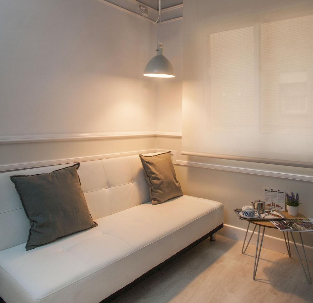 Hotel Ribes Roges Vilanova i la Geltru Ngoại thất bức ảnh