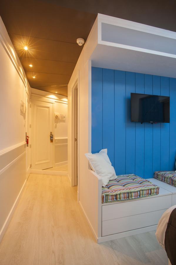 Hotel Ribes Roges Vilanova i la Geltru Ngoại thất bức ảnh
