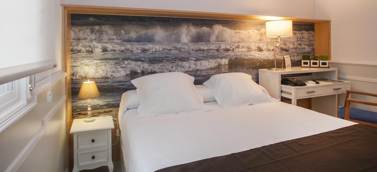 Hotel Ribes Roges Vilanova i la Geltru Ngoại thất bức ảnh
