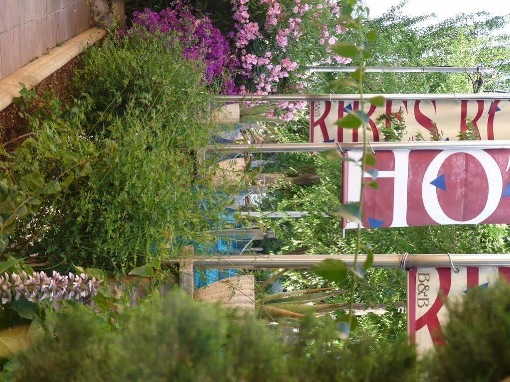 Hotel Ribes Roges Vilanova i la Geltru Ngoại thất bức ảnh